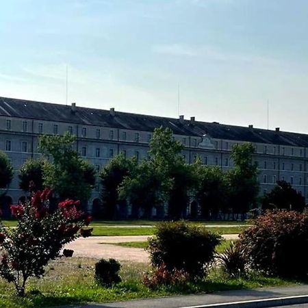 Appartement Pau Centre Vue Sur Les Pyrenees Pour 2 Nuits Au Minimum Extérieur photo